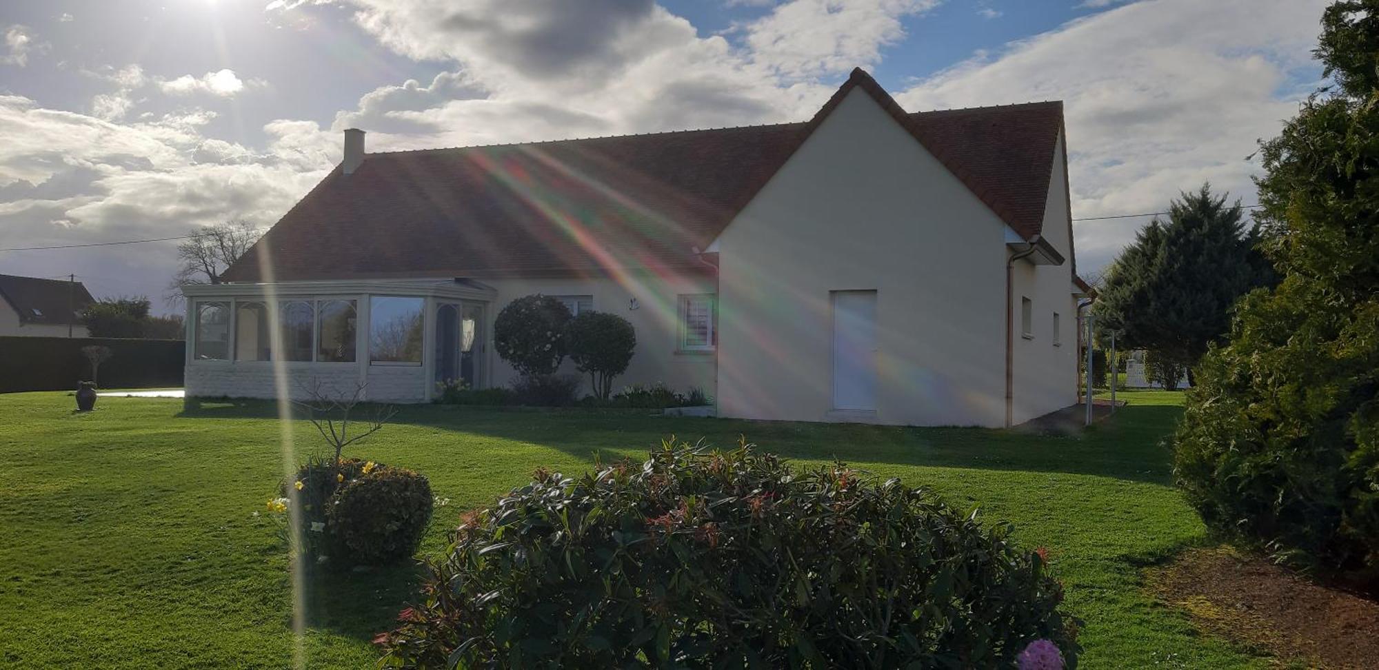 Gite "Au P'Tit Tourois" De Plain-Pied Tout Confort Avec Veranda Proche D'Omaha Beach Et De Bayeux Accueillant Les Animaux Exterior photo